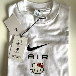 Nike x Hello Kitty Air t shirt collab. NWT. Size Small